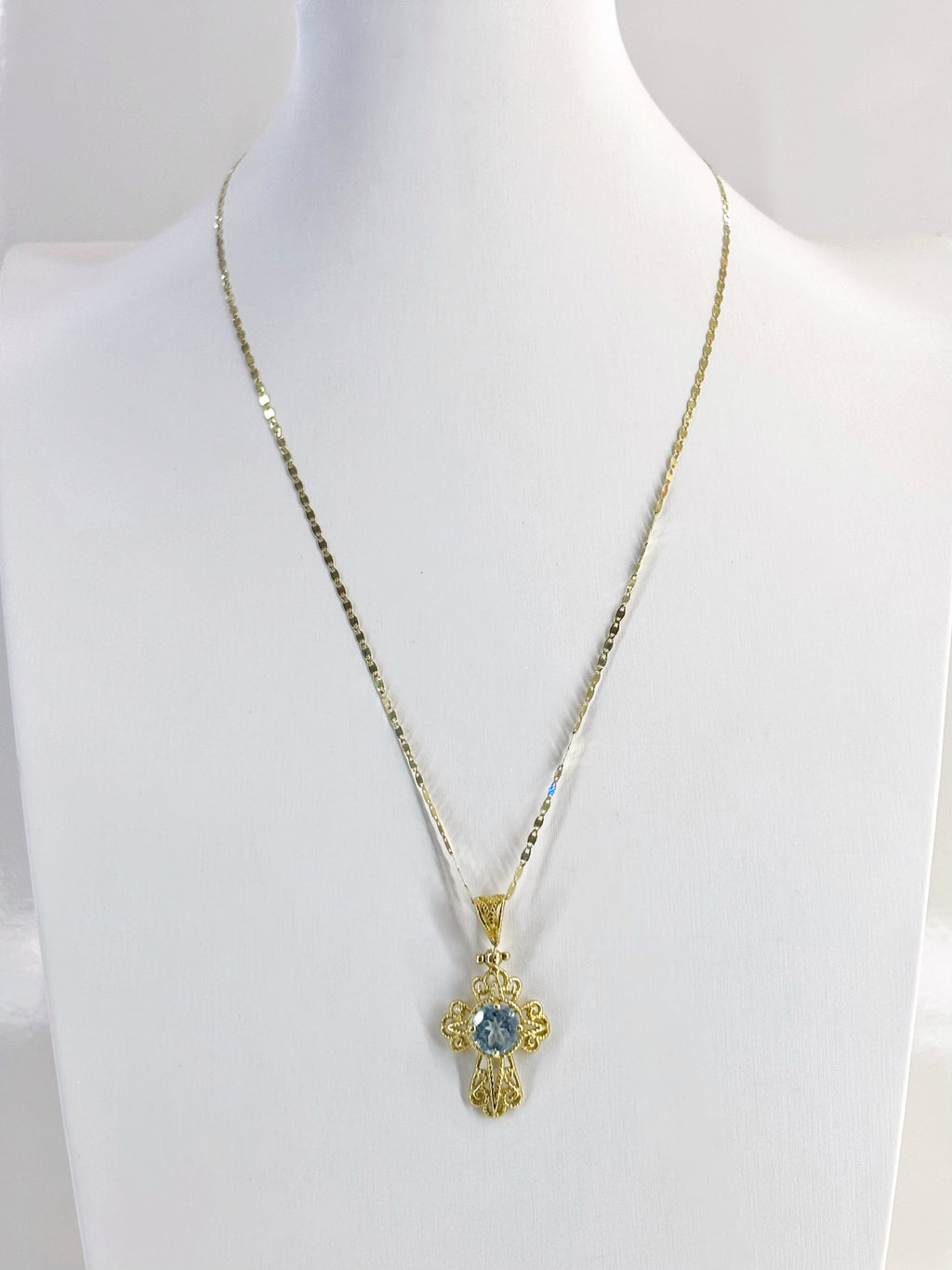 Collana Croce Cristallina