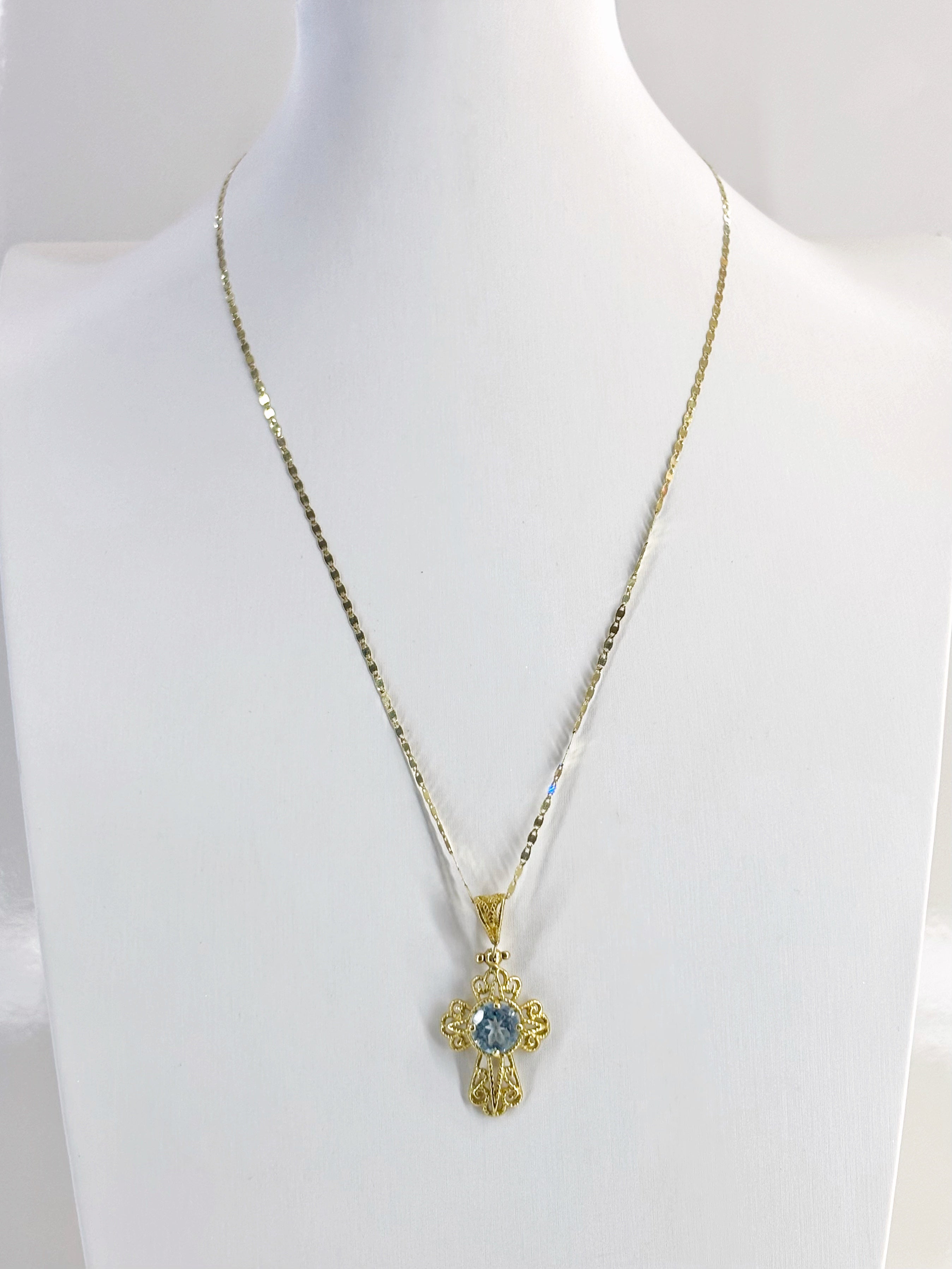 Collana Croce Cristallina