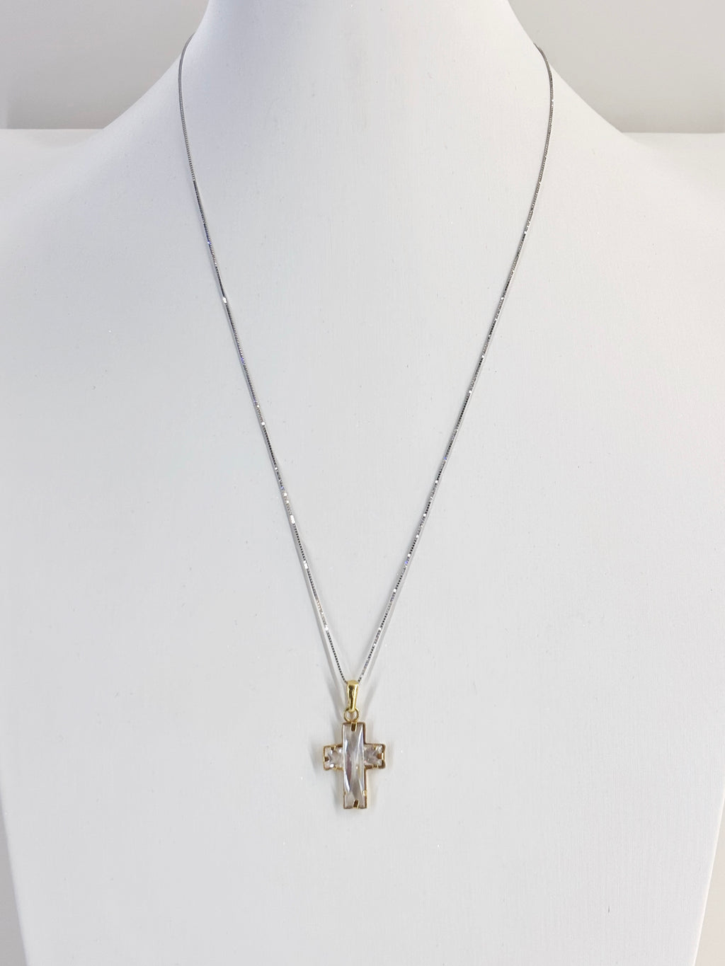 Collana Lux