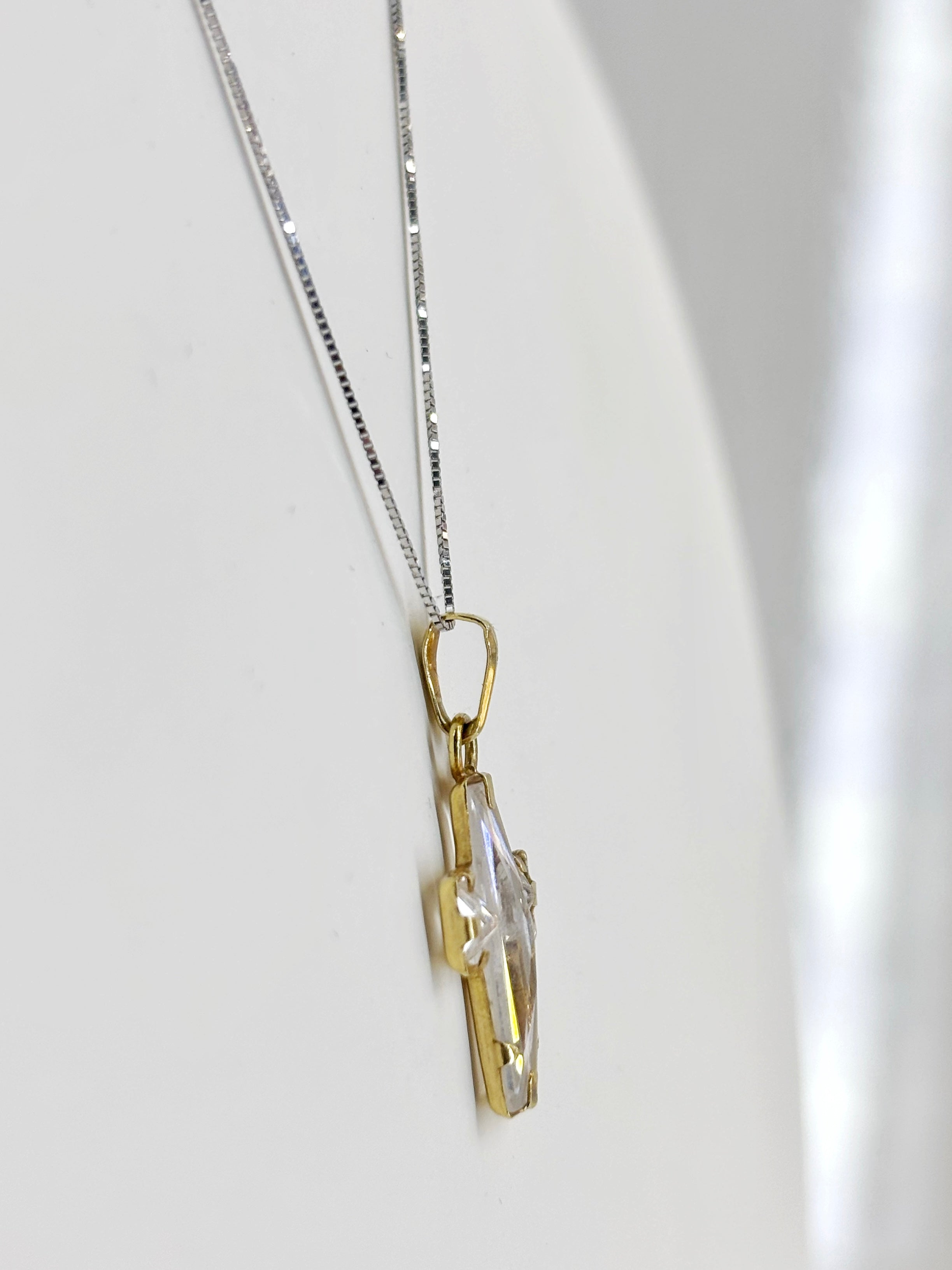 Collana Lux