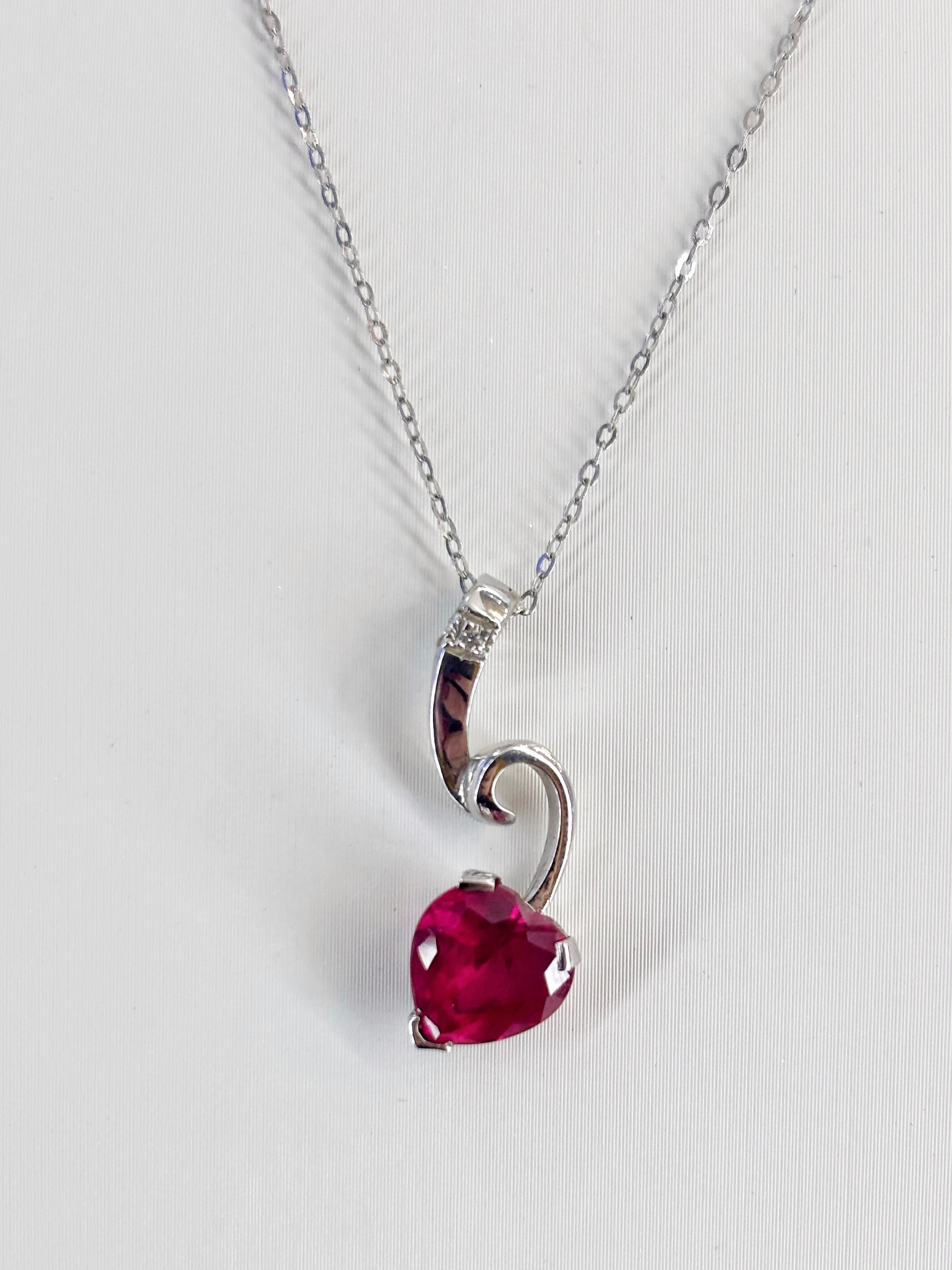 Collana Cuore Intenso