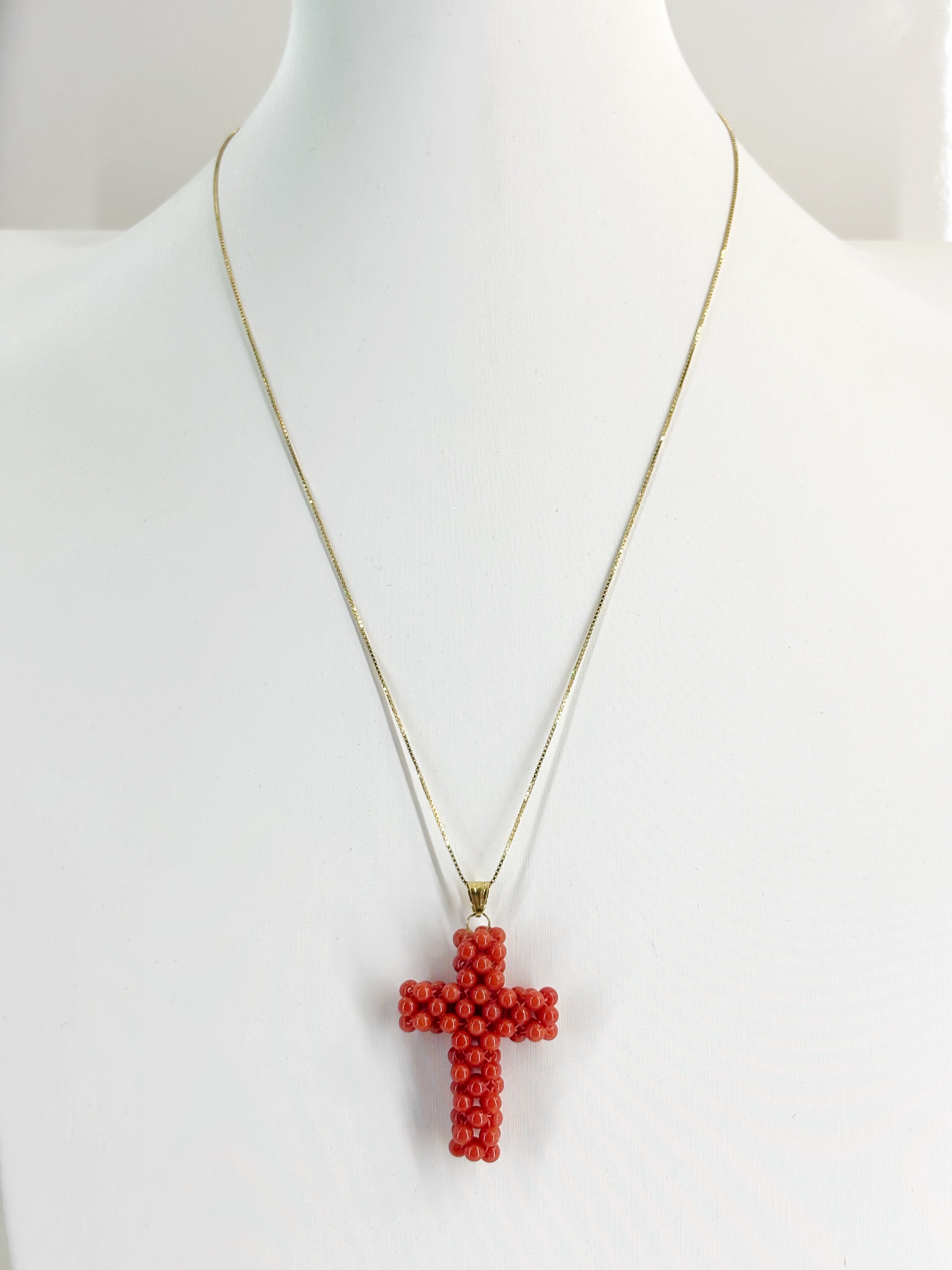 Collana Croce di Corallo
