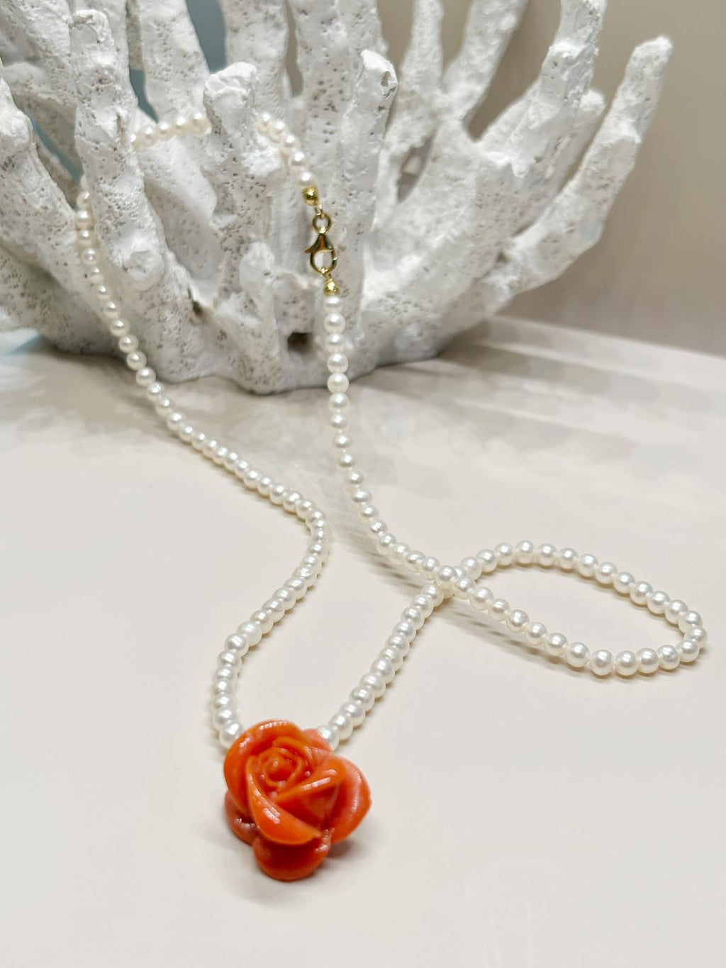 Collana Rosa Mediterranea