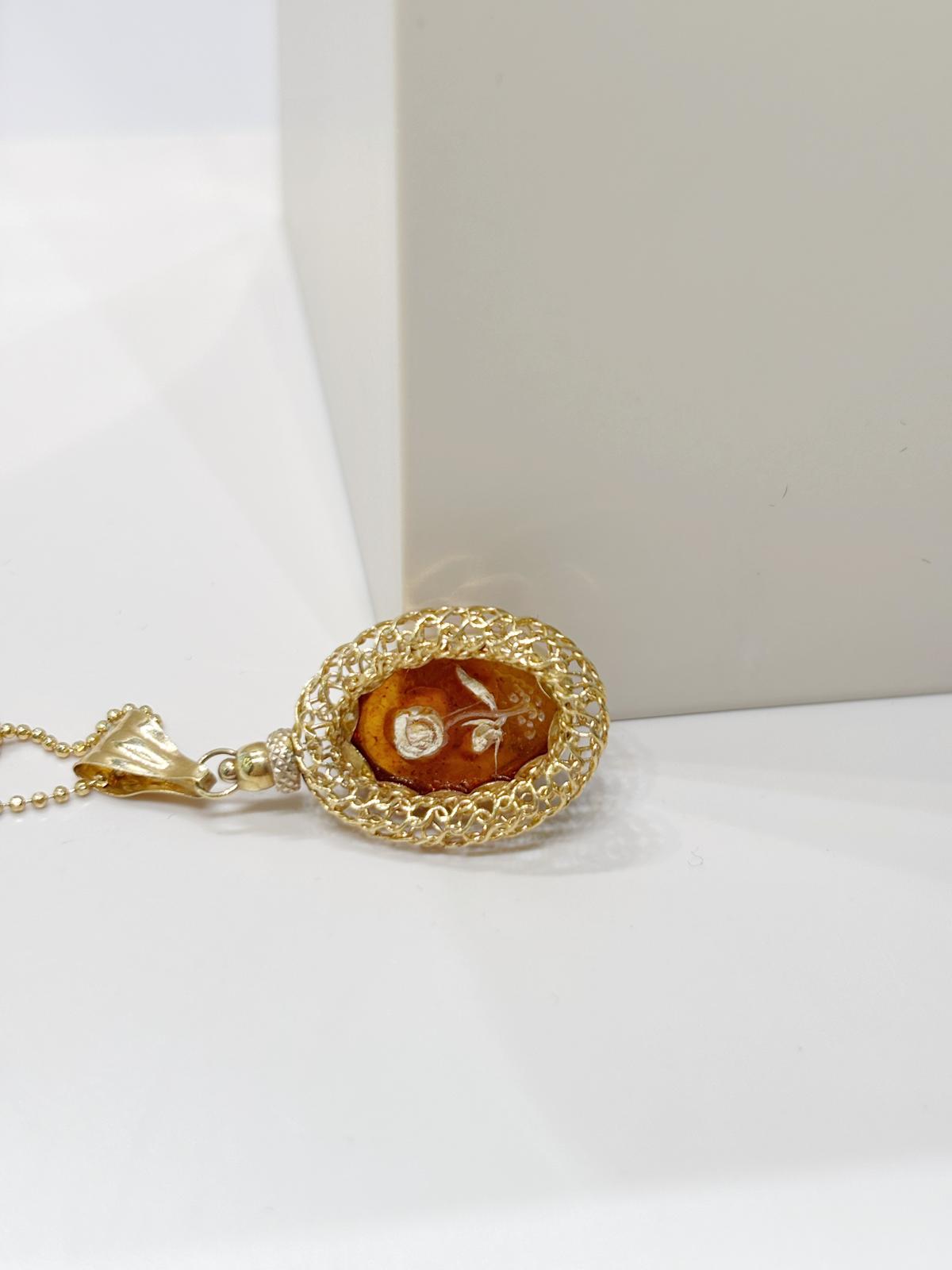 Collana Rosa d’Ambra