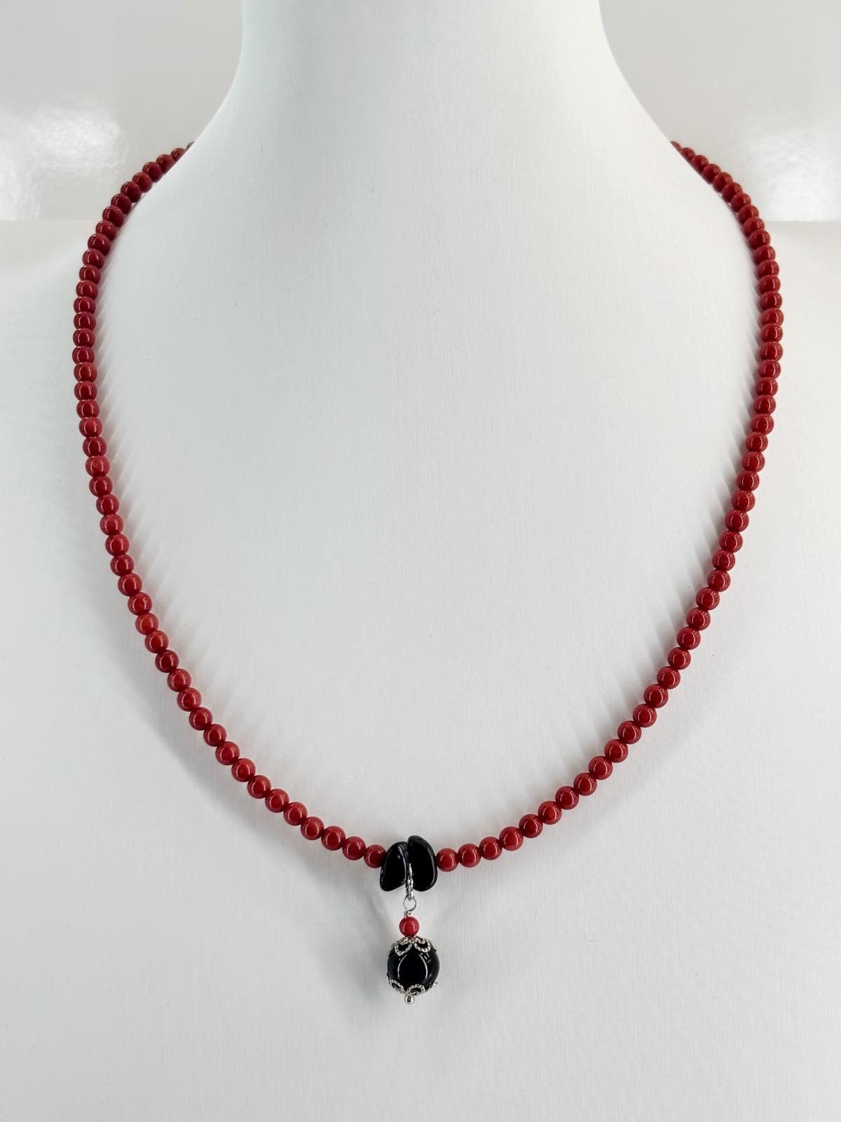 Collana Rosso Amuleto
