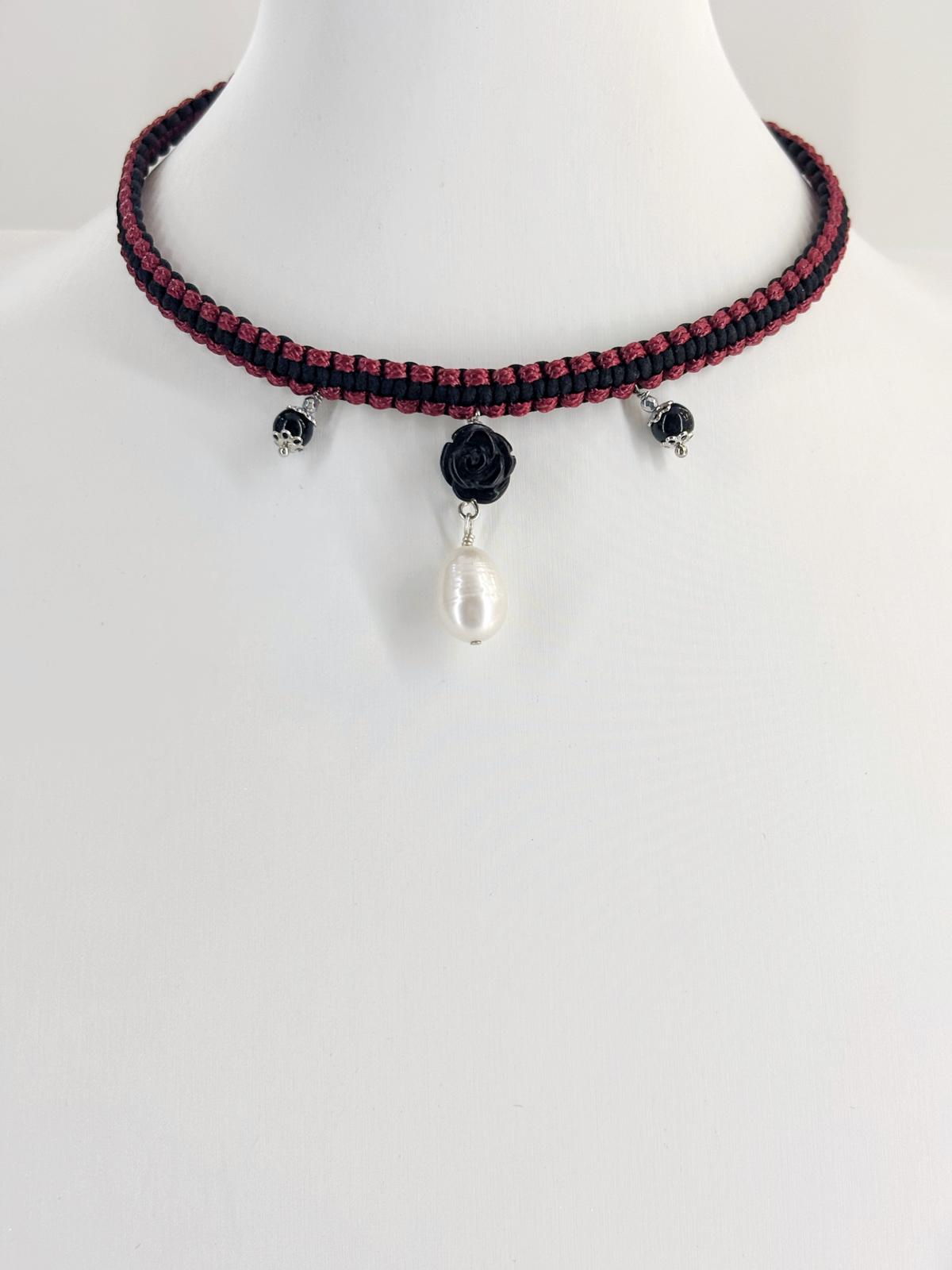 Choker Rosa Nera