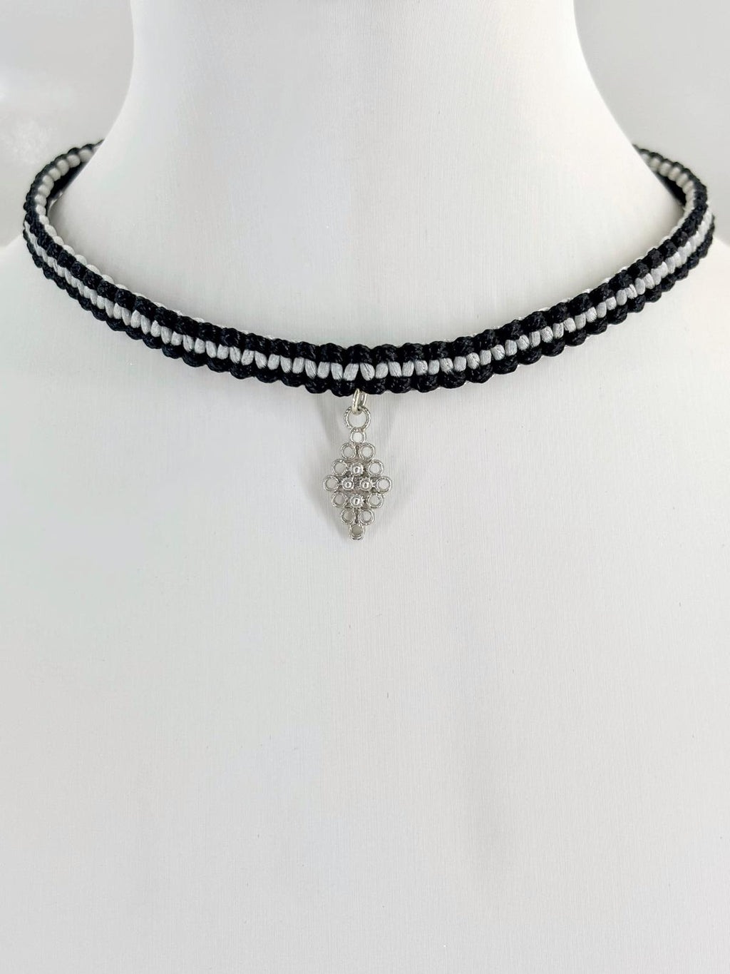Choker Fedina
