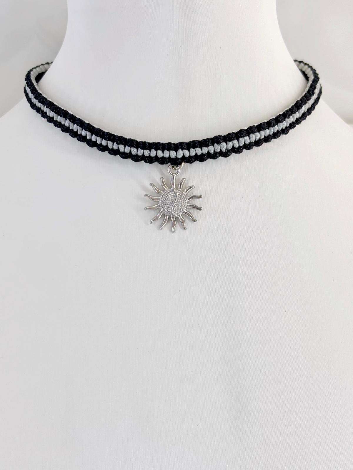 Choker Sole
