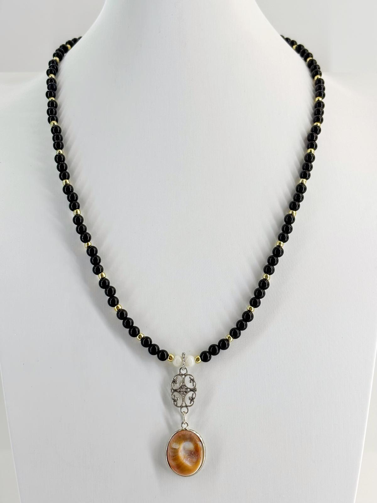 Collana Occhio Notturno