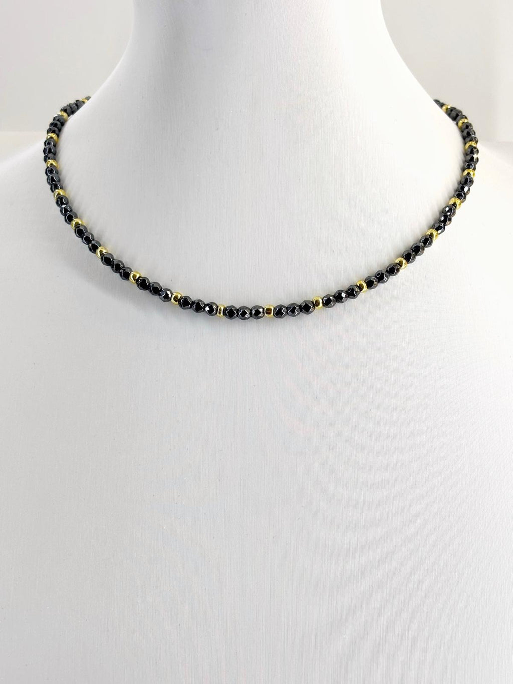Girocollo Legame Ematite